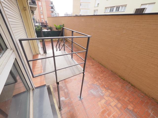 SE VENDE PISO EN SANTA PERPETUA DE MOGODA photo 0