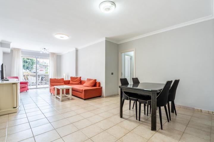 Luminoso apartamento con terraza en el corazón de Costa Adeje photo 0