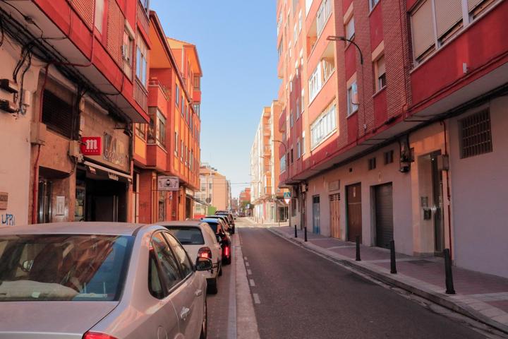ESTUPENDA VIVIENDA CON GARAJE EN SAN JOSE DE CALASANZ, AMPLIA Y MUY LUMINOSA photo 0