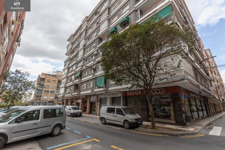 Piso En venta en Alhamar, Granada photo 0