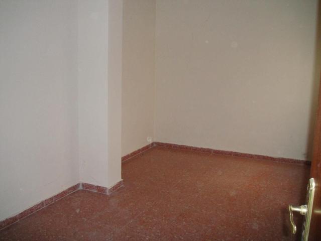 Piso En venta en Anguciana photo 0