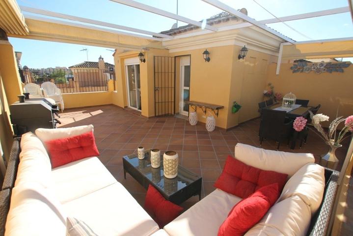 MAGNIFICO ADOSADO CON SOTANO Y SOLARIUM EN ZONA HIPERCOR photo 0