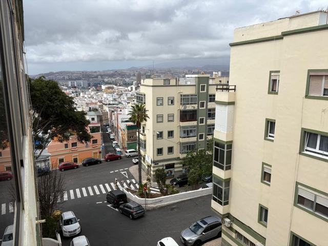 Piso En venta en Calle Don Quijote De La Mancha, 10, Puerto - Canteras, Las Palmas De Gran Canaria photo 0