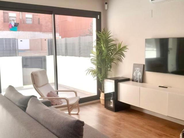Loft En venta en Sant Boi De Llobregat photo 0