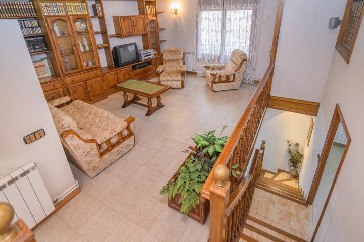 Casa en el corazón de Santpedor photo 0