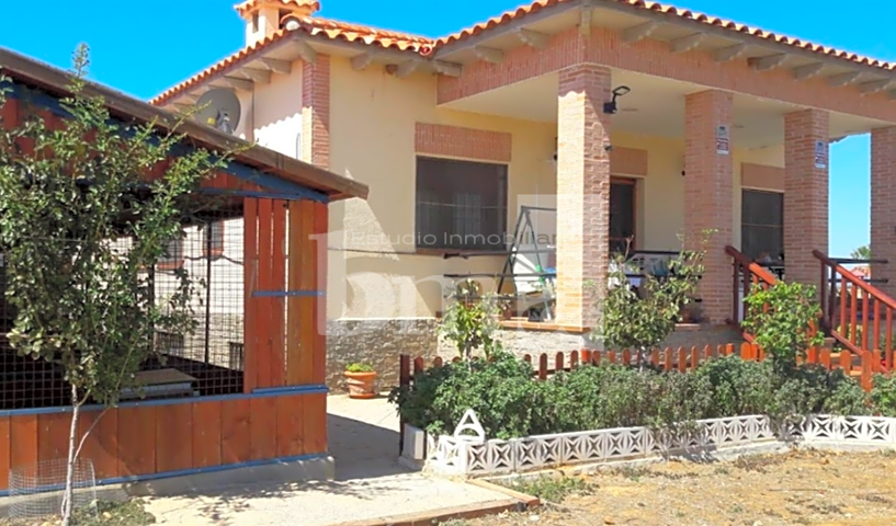 Casa Rústica en venta en Fuentelahiguera de Albatages de 400 m2 photo 0