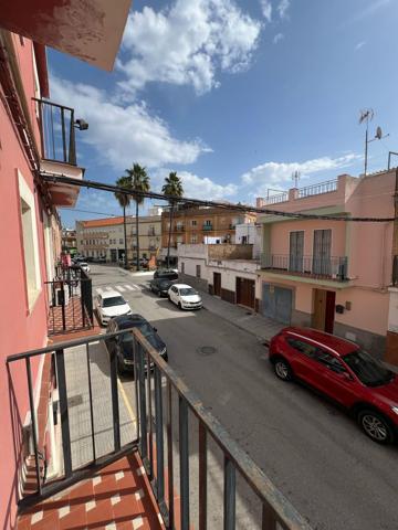 ¡GRAN OPORTUNIDAD EN LA ALGABA! Piso de 96 m2, 3 habitaciones y trastero - 80.000 €. photo 0