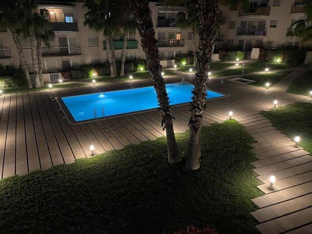 Apartamento de 2 dormitorios con piscina y cerca de las playas. photo 0