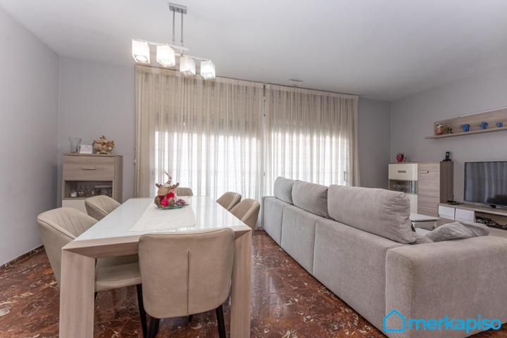 Vivienda de 4 habitaciones photo 0