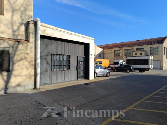 Nave industrial en alquiler en Eixample-Sant Oleguer(08202) photo 0