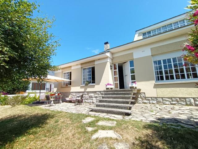 Casa En venta en Avenida Marola, Salinas, Castrillon photo 0