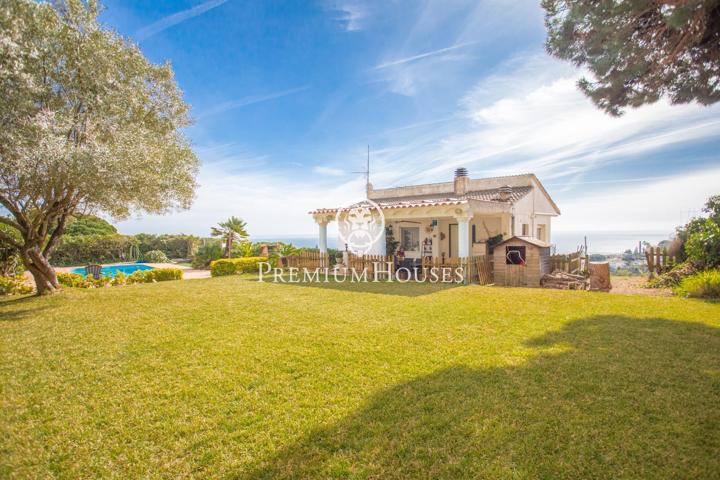 Casa con vistas despejadas al mar en venta en Vistamar photo 0