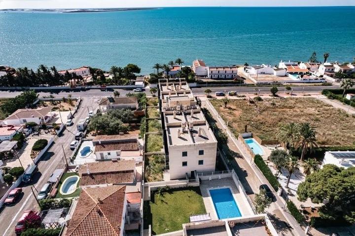 Apartamento Nuevo de 2 Dormitoris, con Vista al Mar, Terraza, Parking y Piscina photo 0