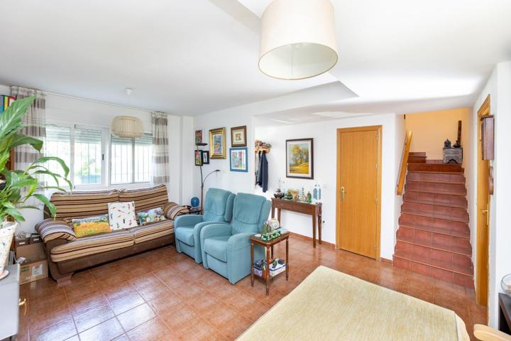 PRECIOSA VIVIENDA UNIFAMILIAR EN NIVAR photo 0