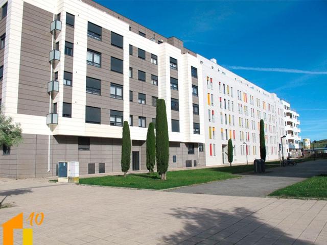 Apartamento de VPO JOVEN en José Vicente del Val. photo 0