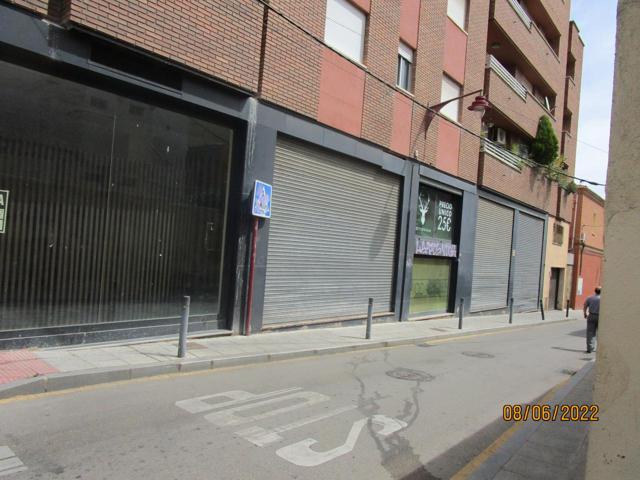 ALQUILER LOCAL ACONDICIONADO CALLE AMPARO photo 0
