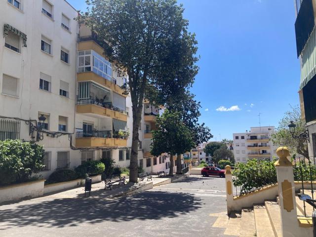 En venta: apartamento de 3 dormitorios en Parque Calvario, Estepona photo 0