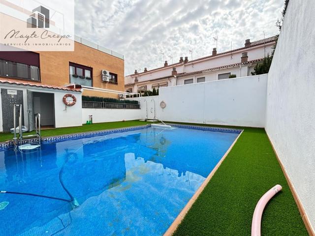 ARMILLA-JUNTO PARADA DE METRO. 3DORMITORIOS,2 BAÑOS, GARAJE,TRASTERO Y PISCINA. photo 0