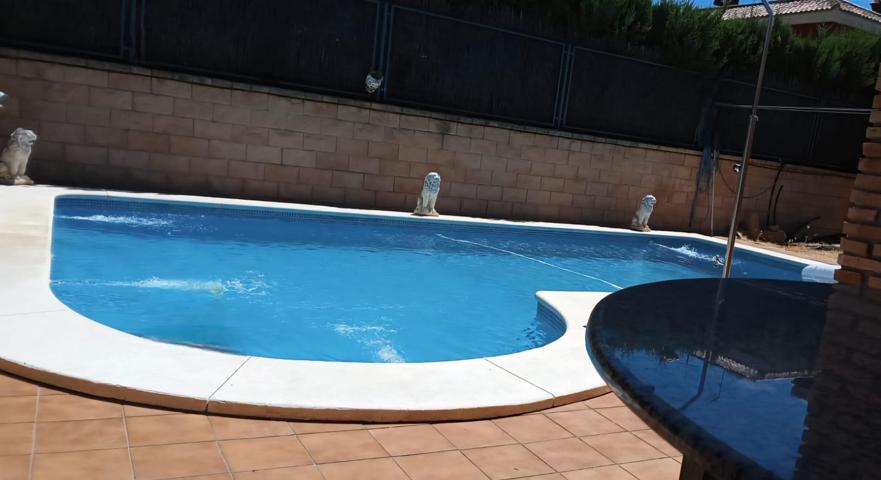 CHALET INDEPENDIENTE DE UNA SOLA PLANTA EN CONDEQUINTO photo 0