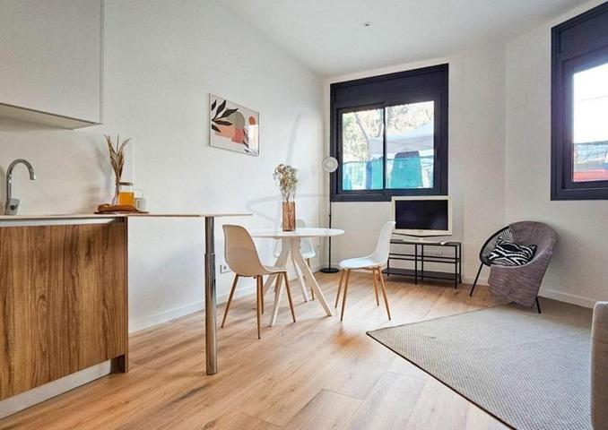 Piso En venta en La Gavarra, Cornella De Llobregat photo 0