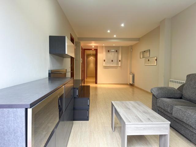 PISO LUMINOSO EN ZONA PARQUE CENTRAL!! photo 0