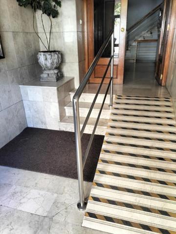 Piso en venta en Benavente de 112 m2 photo 0