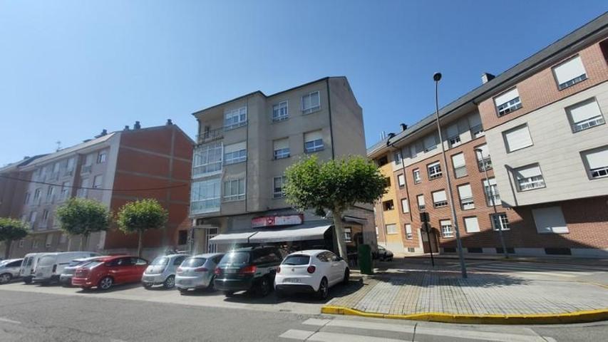 Piso en venta en Ponferrada de 130 m2 photo 0