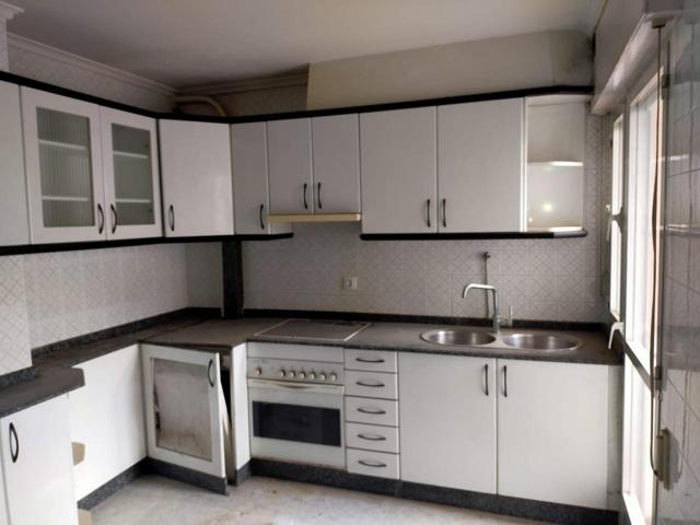 Piso en venta en Ponferrada de 142 m2 photo 0