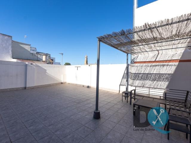 Casa En venta en Utrera photo 0