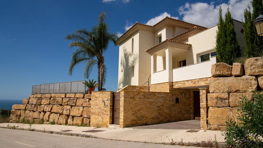 Casa En venta en Calle Erica, Mijas Pueblo, Mijas photo 0