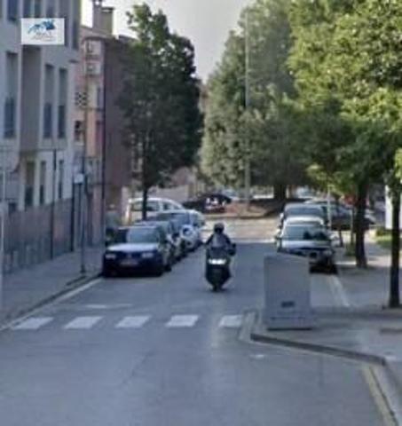 Venta piso + garaje en Manlleu (Barcelona) photo 0