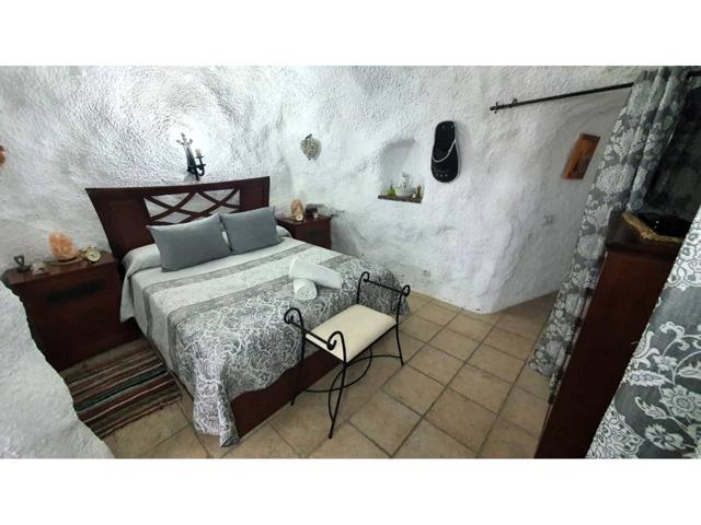 Venta de una acogedora casa en Terque photo 0