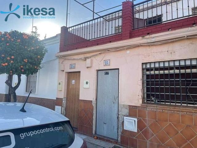 VENTA DE PISO EN LEPE, HUELVA. photo 0