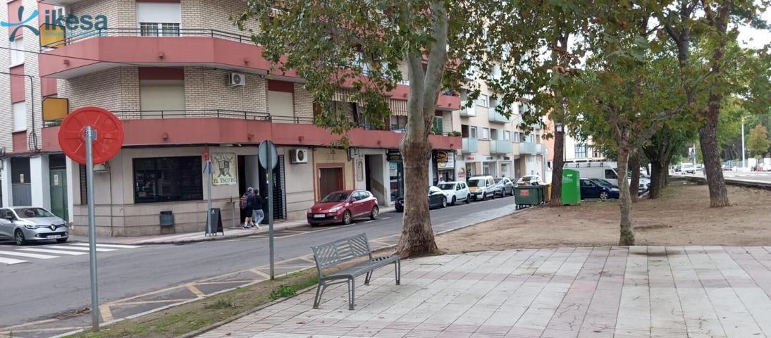 Venta de Piso en Avenida ALONSO MARTIN - Don Benito (Badajoz) photo 0