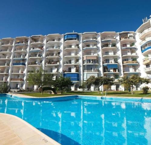 Precioso piso con piscina en Nerja photo 0