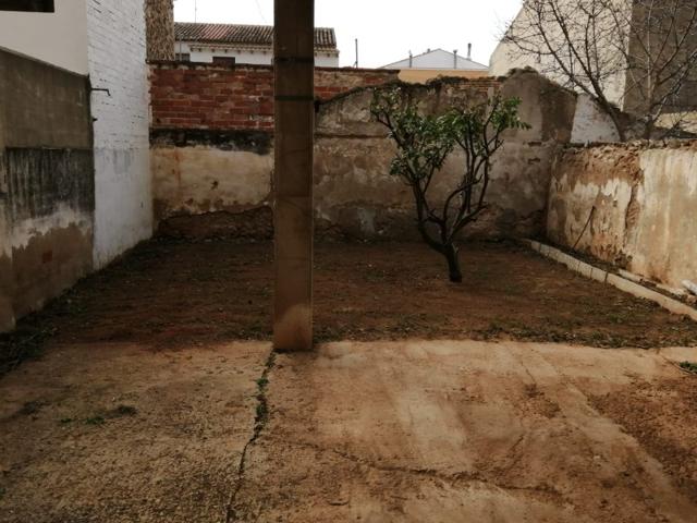 Planta Baja en Venta en L'Alcúdia de Crespins, Valencia photo 0