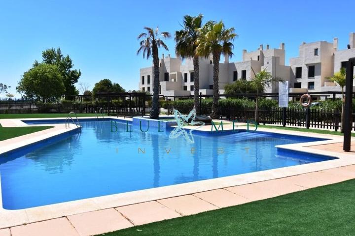 Apartamento para entrar a vivir en primera planta mirando al golf. photo 0