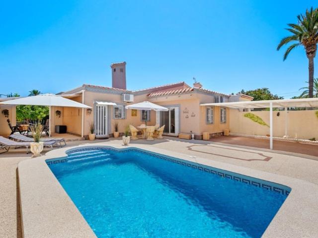 Unifamiliar Separadas En venta en Torrevieja photo 0