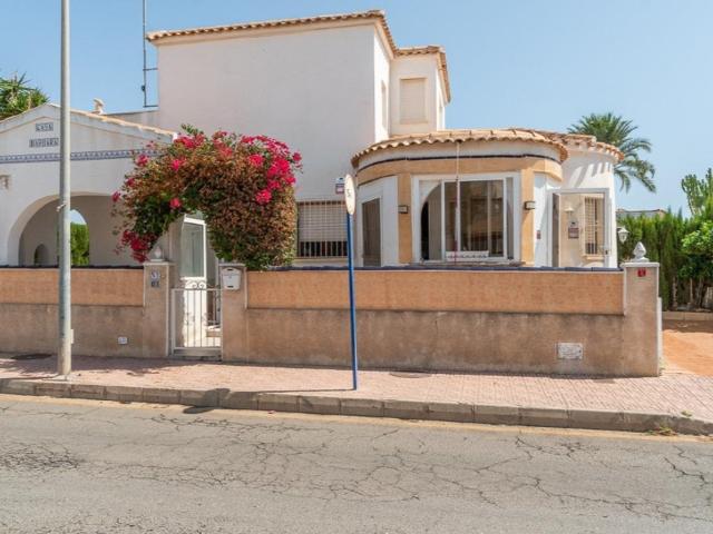 Villa En venta en Orihuela photo 0