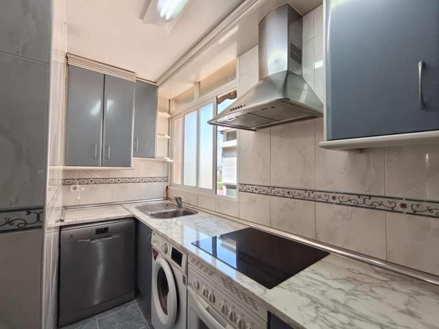 Piso en alquiler en Madrid de 62 m2 photo 0