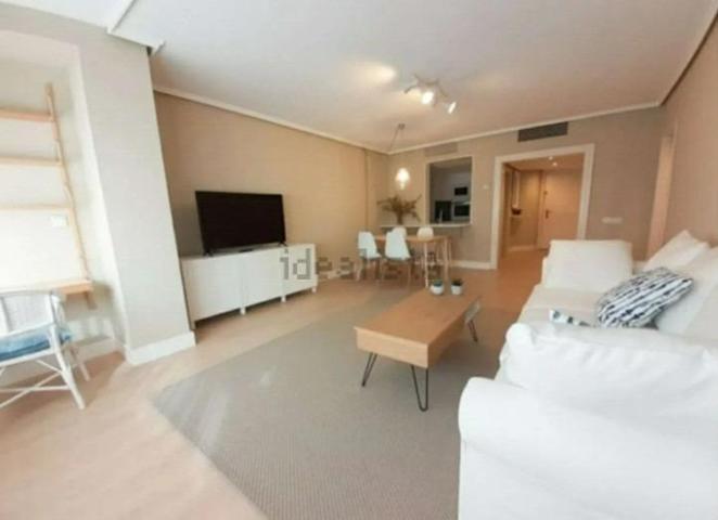 ALQUILER DE LINDA Y ACOGEDORA VIVIENDA EN PLENO CENTRO DE ALICANTE PLAZA SAN CRISTOBAL photo 0