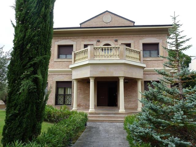 GEA Inmobiliaria VENDE CHALET DE LUJO en Gorráiz photo 0