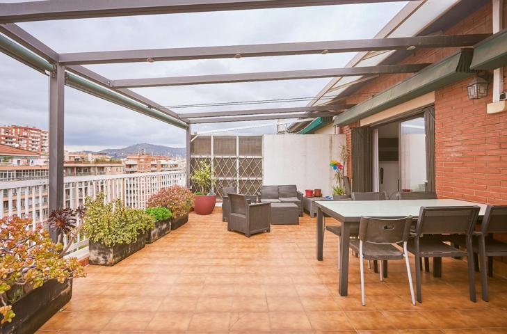 Ático con super terraza en Rambla Badal photo 0