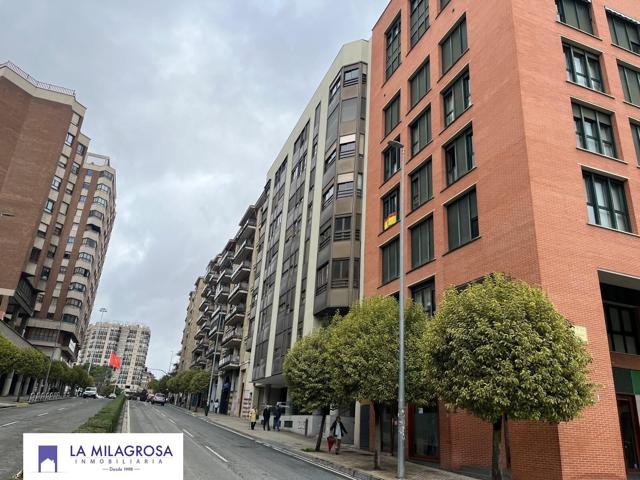 ¡Descubre tu nuevo hogar en la Avenida de Zaragoza 35! photo 0