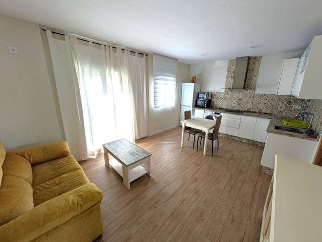 Piso en alquiler en Mérida de 59 m2 photo 0