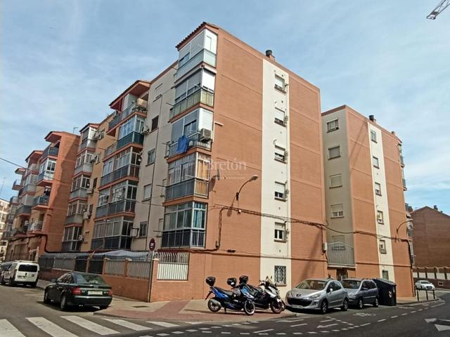 INTERESANTE PISO CERCANO A LOS ENLACES photo 0