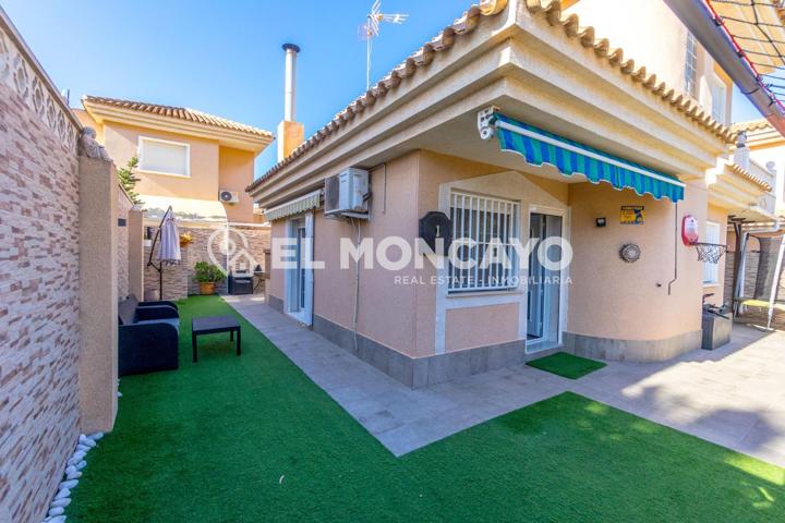 Fantástica casa semiindependiente en Los Balcones, Torrevieja photo 0