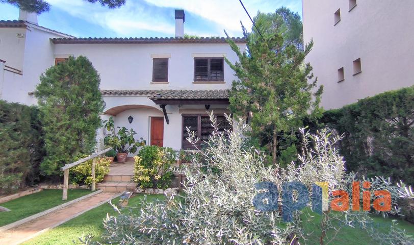 Unifamiliar adosada - Platja d Aro photo 0