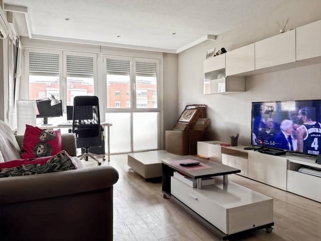 Piso En venta en Marroquina, Madrid photo 0