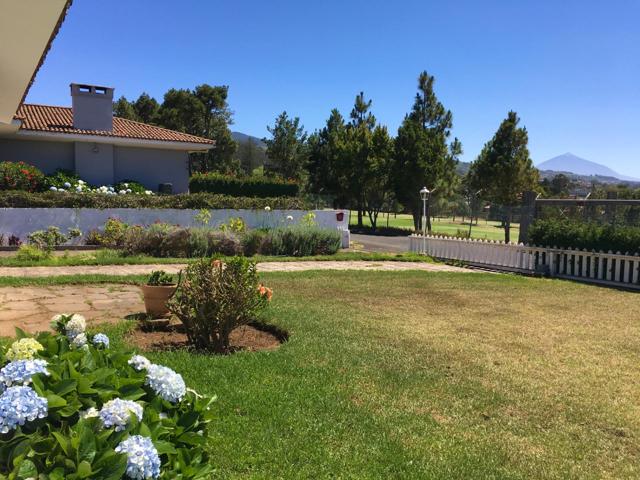 Unifamiliar En venta en Campo De Golf, Tacoronte photo 0